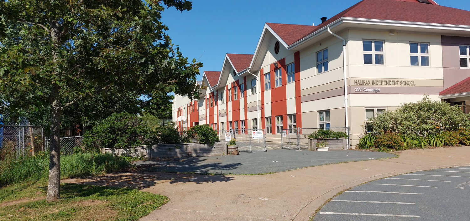 Halifax Independent School exterior